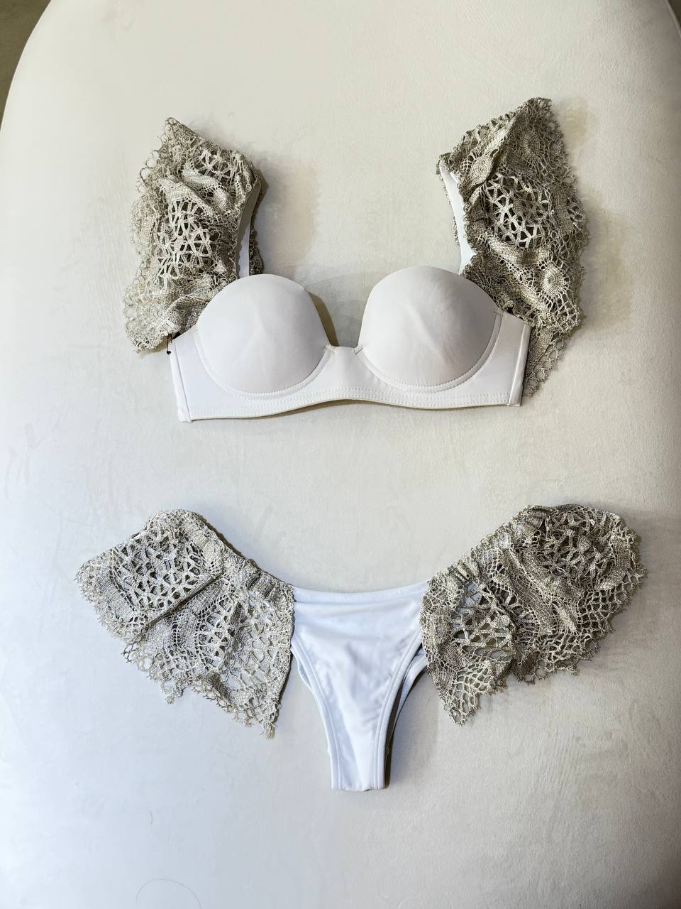 Aguaclara Bahrama White Two-Pieces Swimsuit