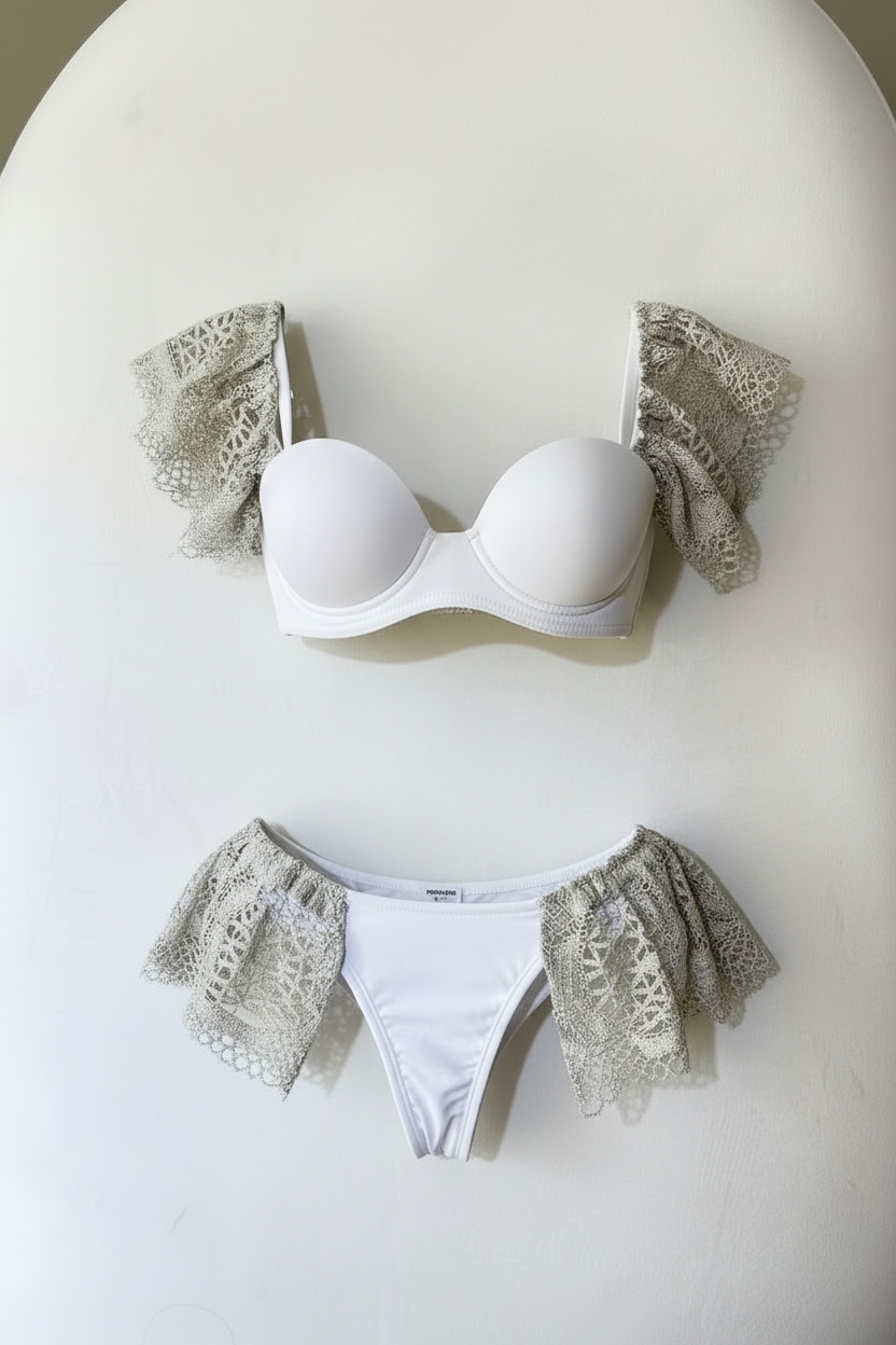 Aguaclara Bahrama White Two-Pieces Swimsuit