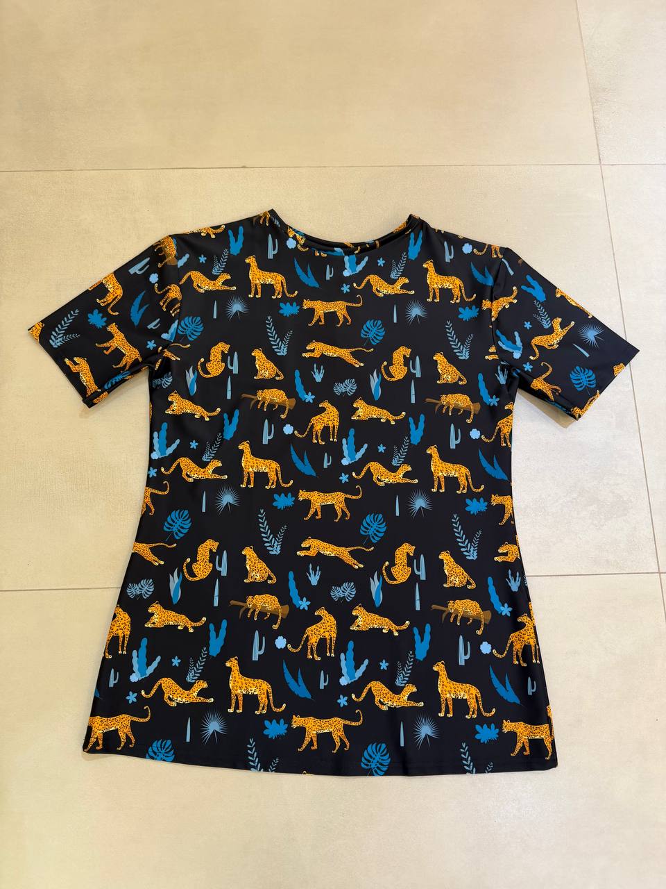 Flavia Valentini Women T-Shirt with Tropical Leopard Print
