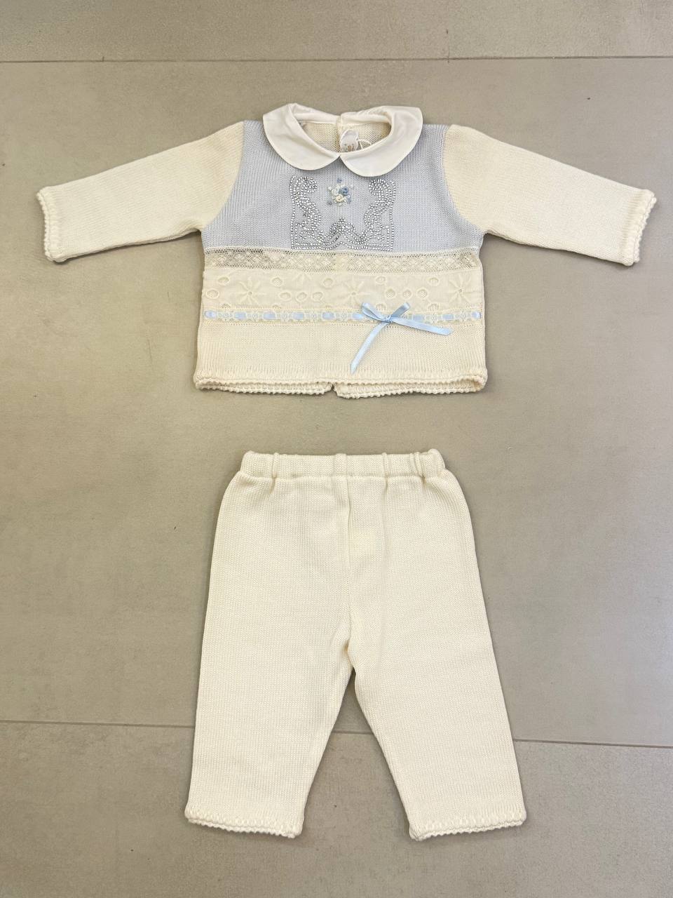 Ladia Milk Baby Outfit with Sweater and Pants
