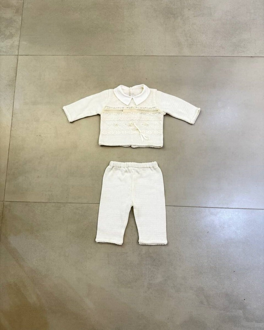 Ladia Milk Flowers Suit