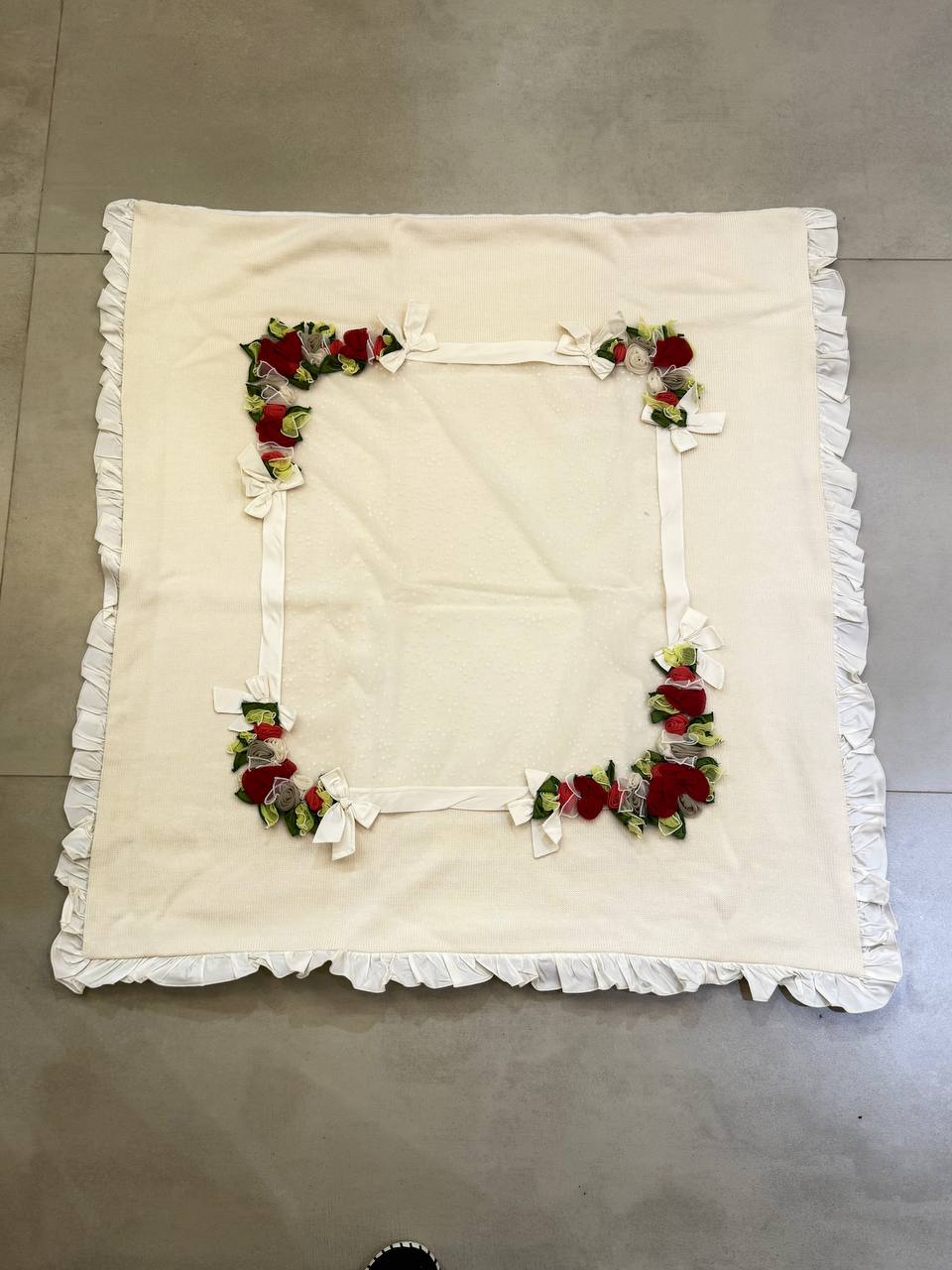 Ladia Milk Red Roses Babies Blanket