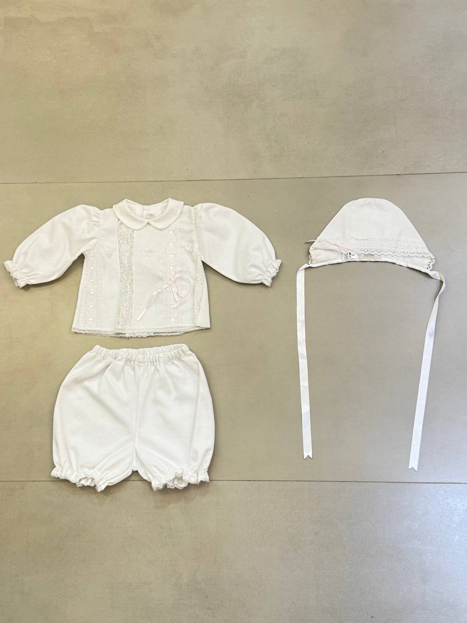 Ladia Set Christening Hat